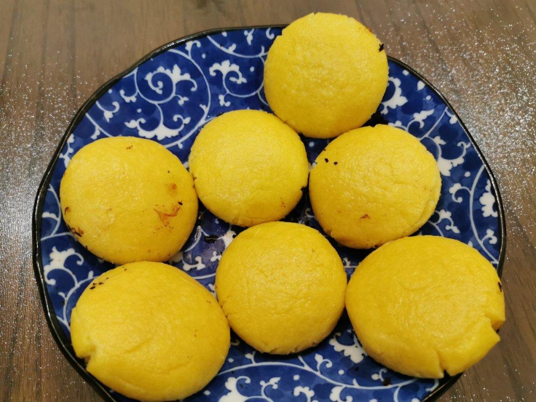农家乐中的锅贴饼子（玉米饼子 大饼子）