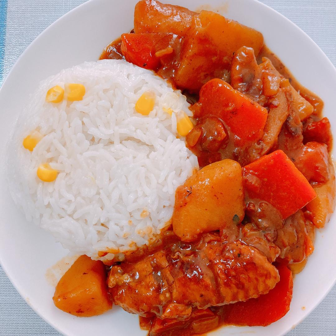 让人多吃两碗饭的铸铁锅香浓咖喱鸡翅饭（咖喱块版）多图的做法