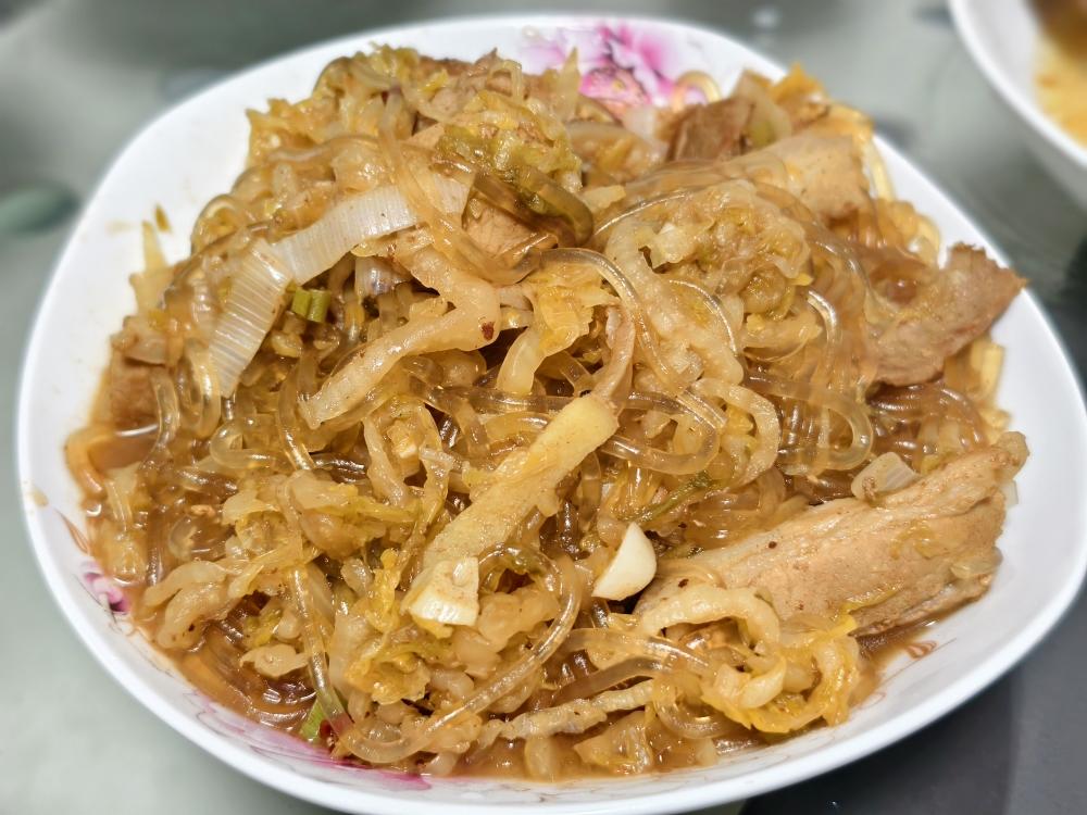 五花肉酸菜炖粉条