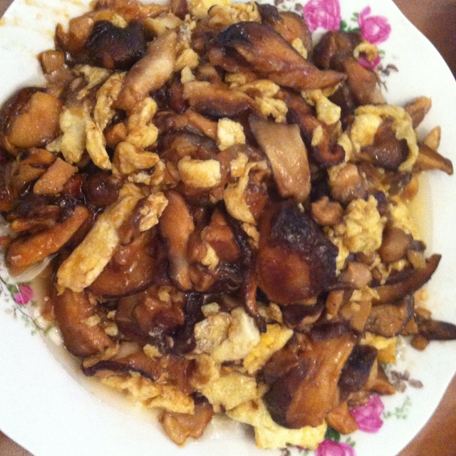 香菇炒鸡蛋