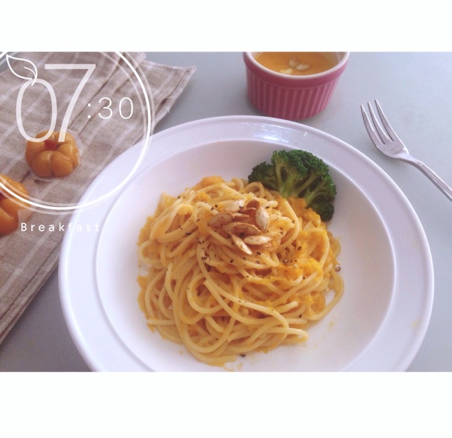 南瓜意面(Spaghetti with Pumpkin Sauce)
