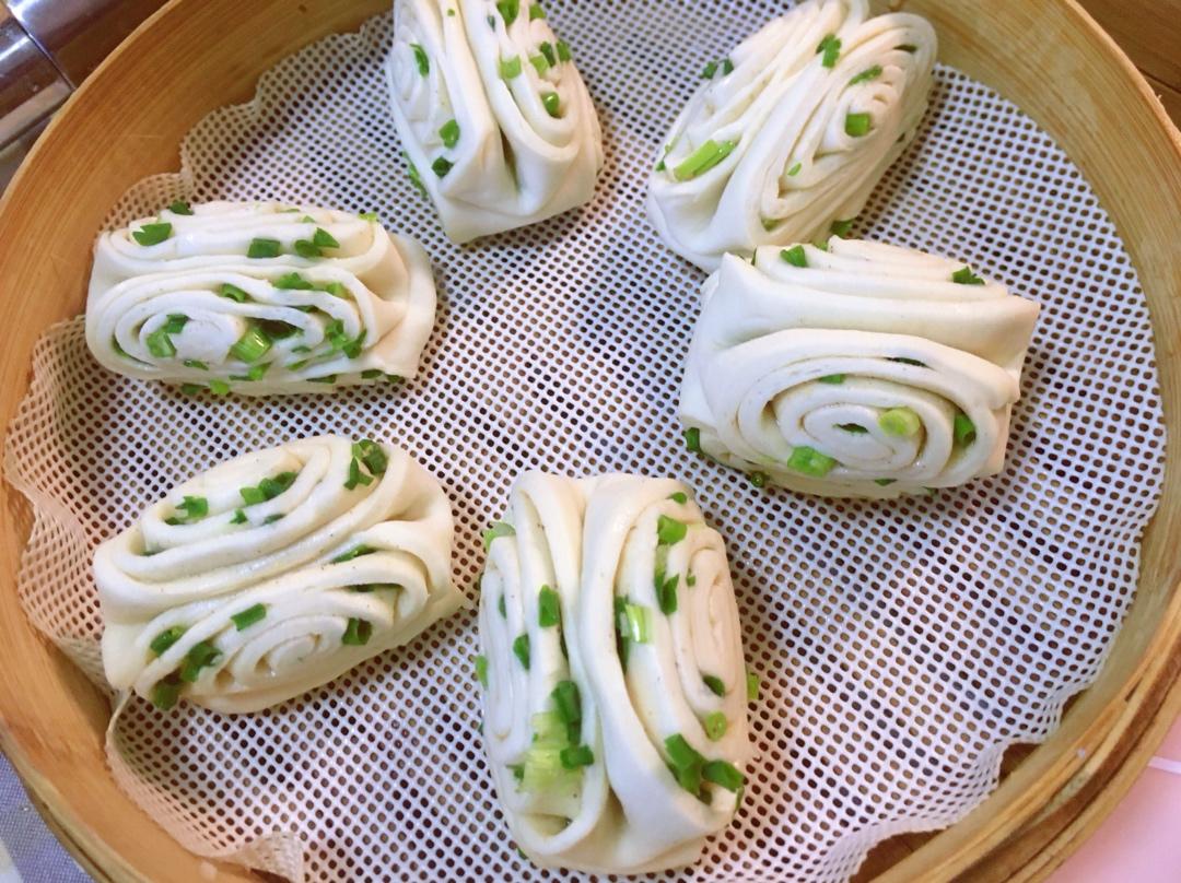 葱油花卷 Steamed Roll