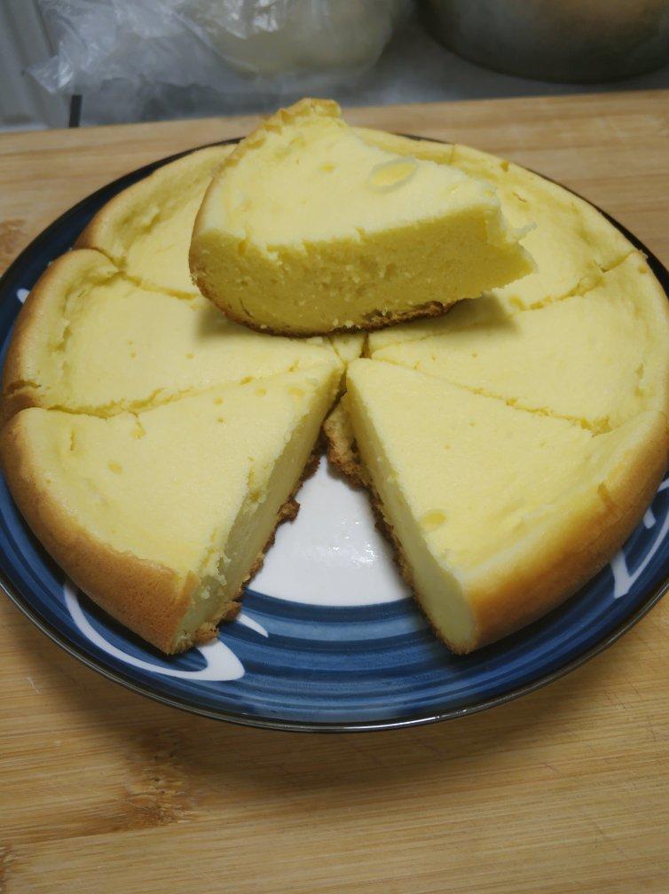 不用电子称只需要普通电饭锅做的电饭锅蛋糕