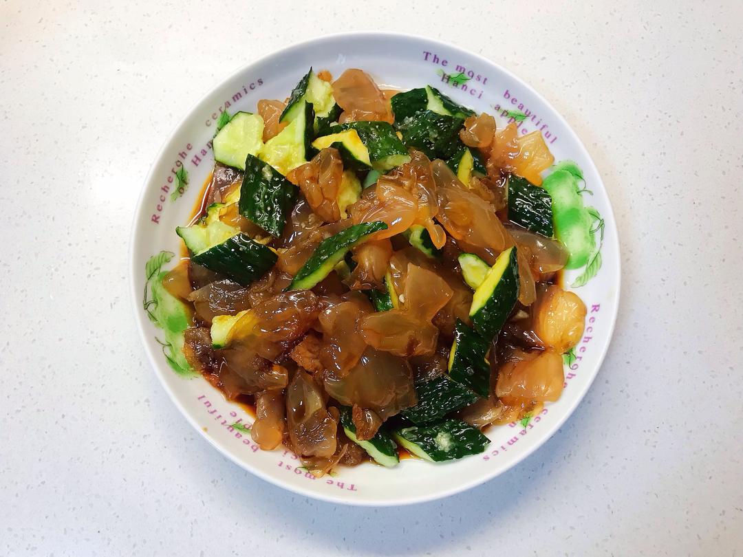 海蜇拌黄瓜06 by wqy的做法