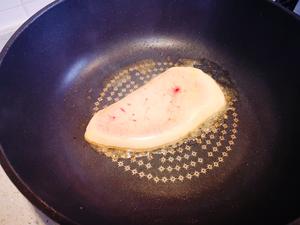 高逼格快手菜——芒果鹅肝的做法 步骤3