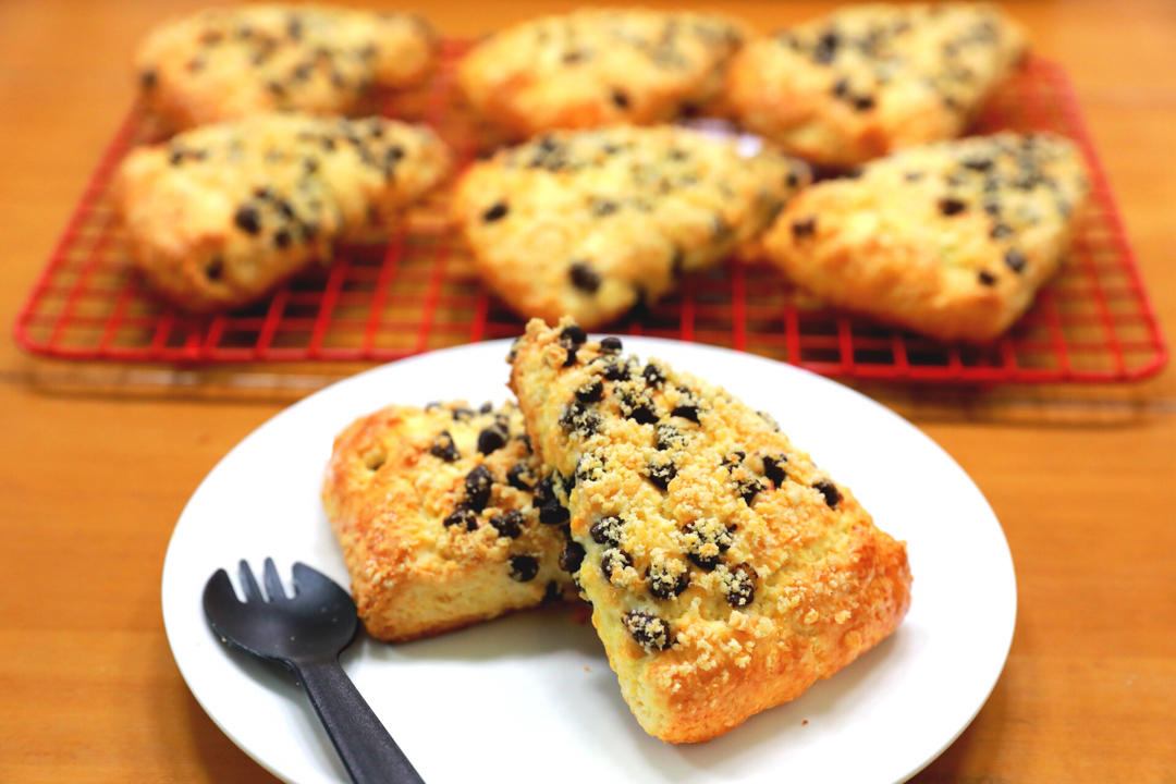 满屋飘香，口口都是满足——酥松香甜的蔓越莓蜜豆司康