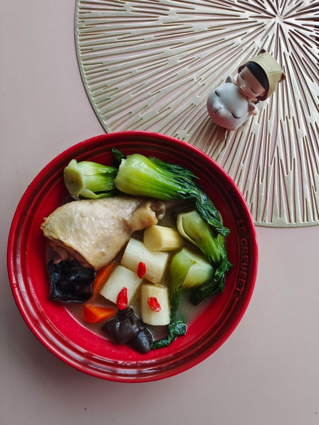 【电饭煲炖鸡汤】