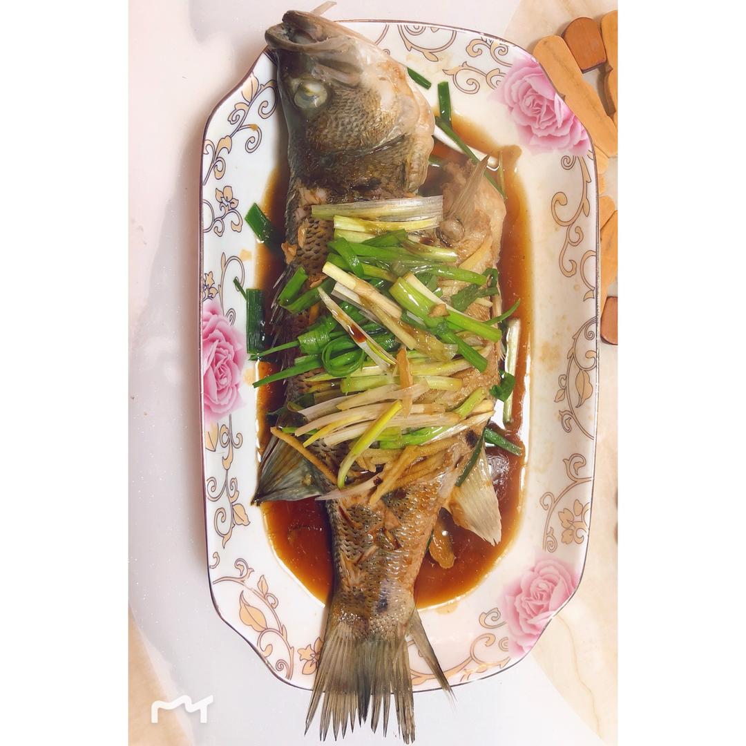 清蒸鲈鱼