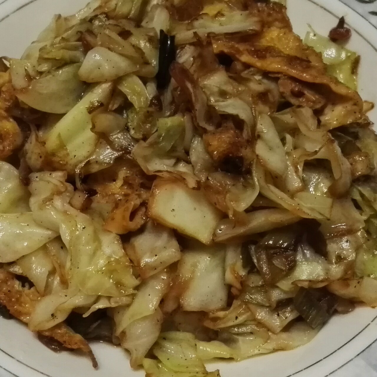 包菜粉丝炒鸡蛋