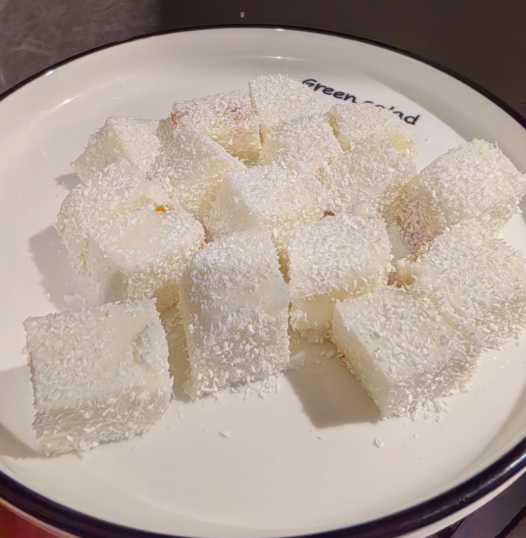 椰奶冻（一款毫无难度的甜点）