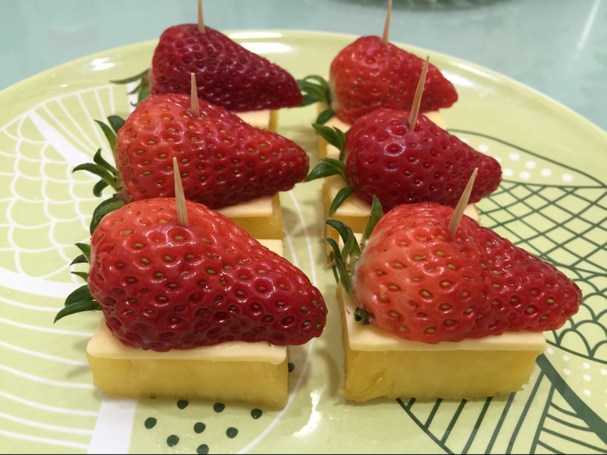 菠萝芝士小甜点