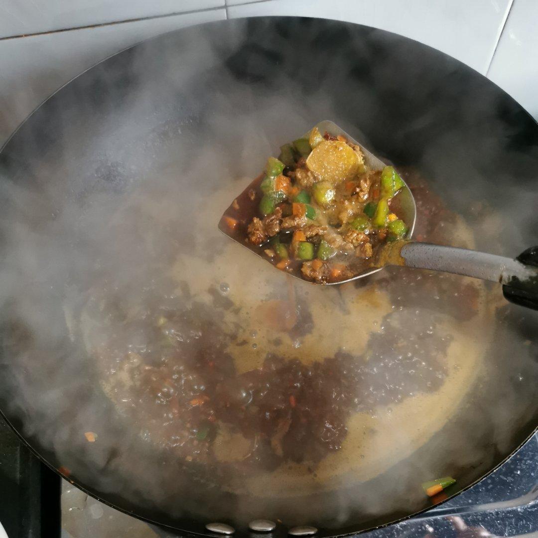 酱汁浓郁无敌诱人老北京炸酱面