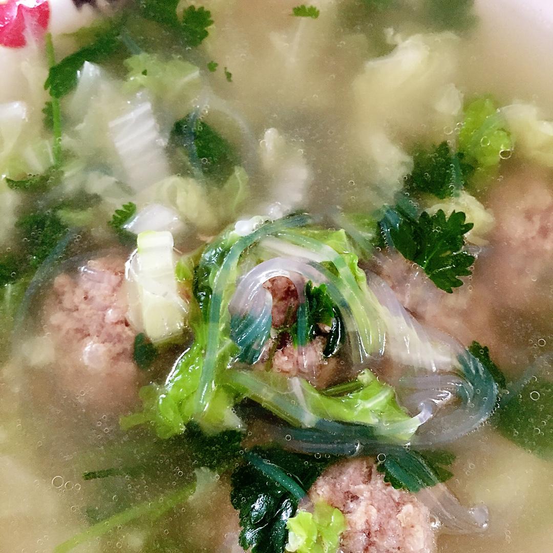 羊肉丸儿白菜粉丝汤
