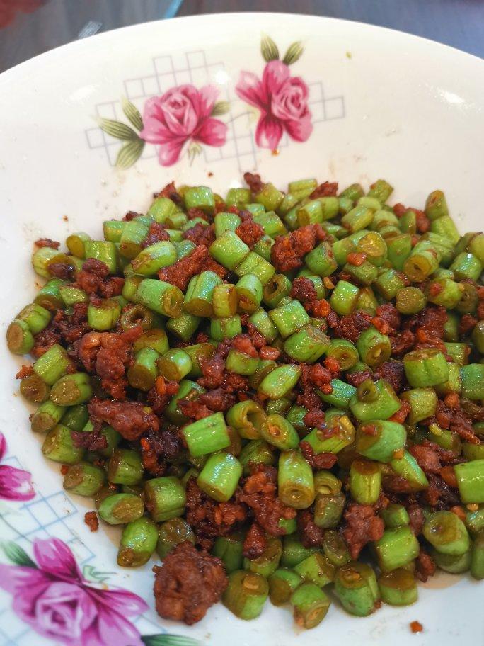 香辣下饭的豆角肉末