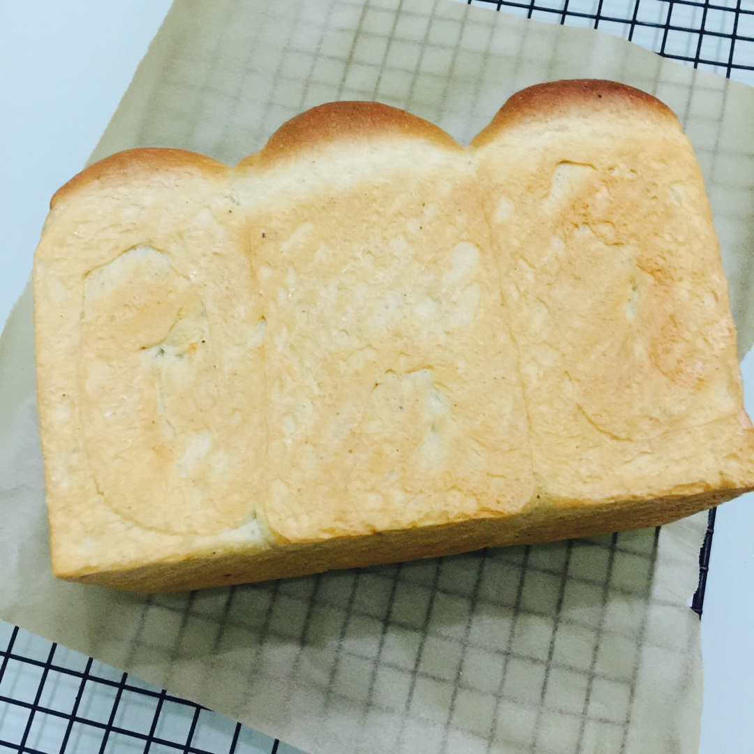 清淡系超绵鲜奶吐司