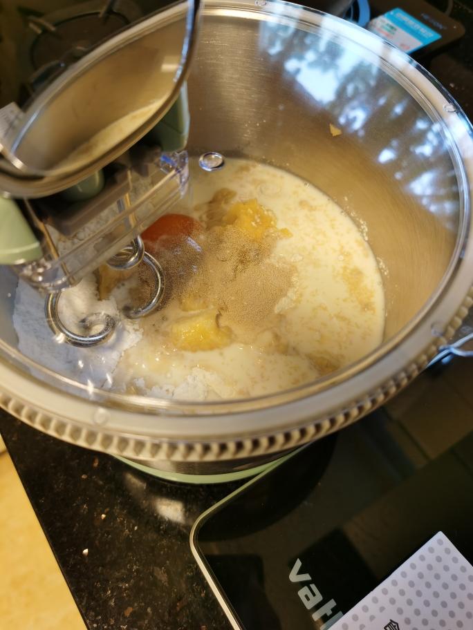 纯奶手撕吐司的做法 步骤1