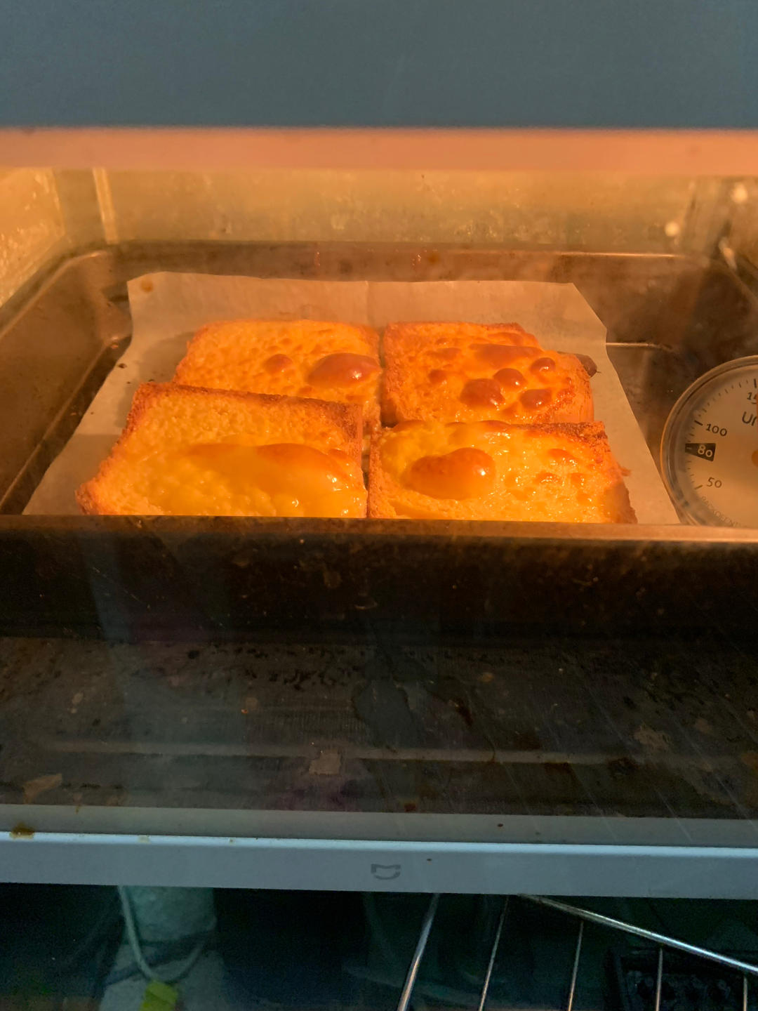 零失败快手岩烧乳酪(熔岩吐司)十分钟网红早餐，好吃哭