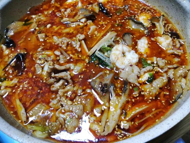 厨师长教你：“水煮肉片”的正宗做法，这味道真的很四川