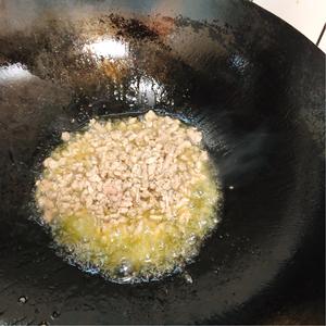 超下饭的贵州西红柿青椒肉沫炒玉米的做法 步骤6