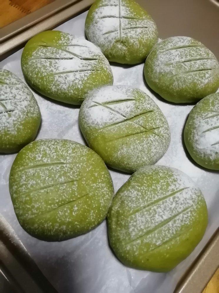 抹茶软欧（蜜豆奶酪馅）