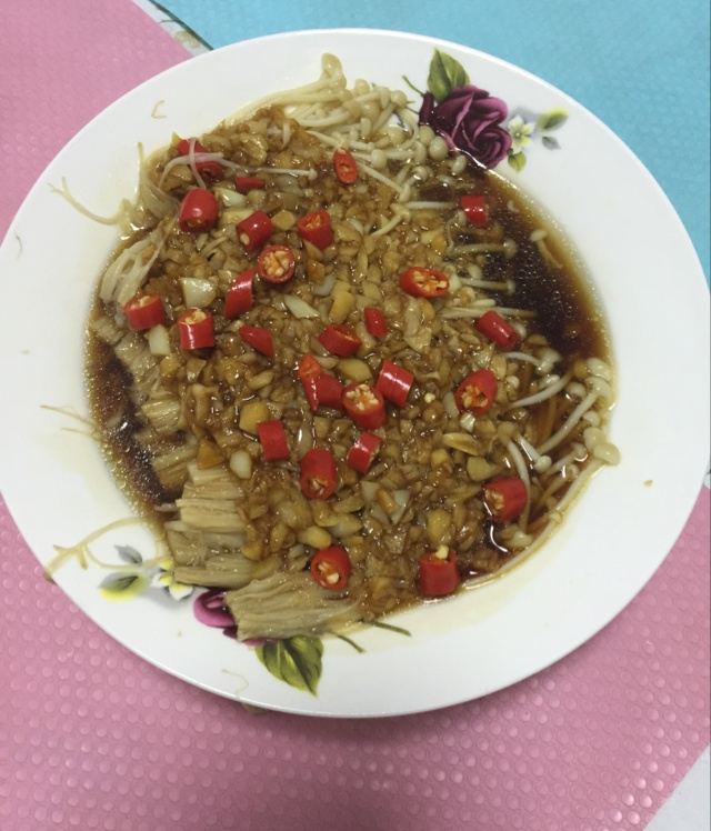 蒜蓉蒸金针菇