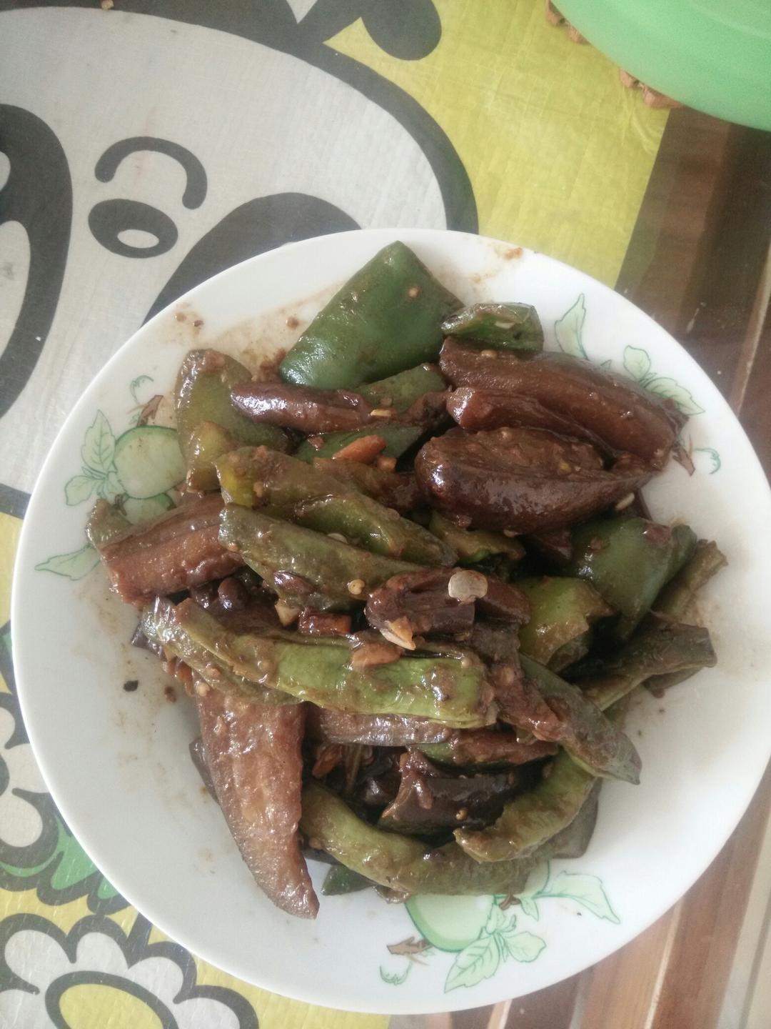 青椒茄子焖芸豆