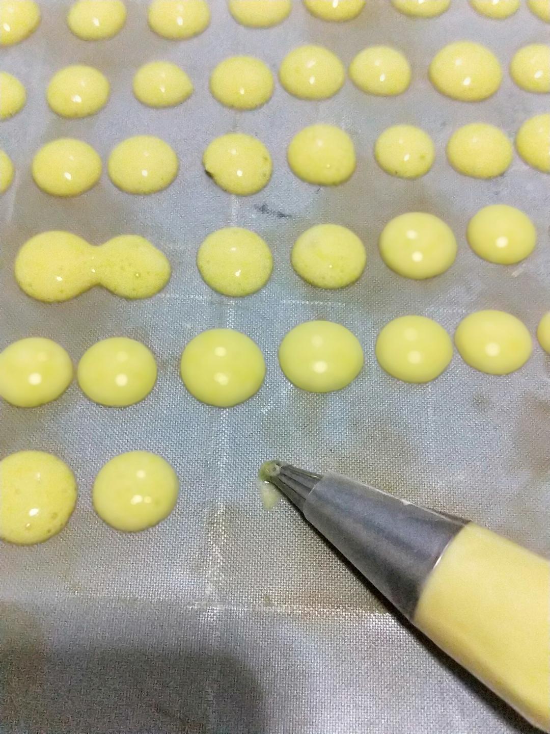 入口即化的无添加蛋黄溶豆