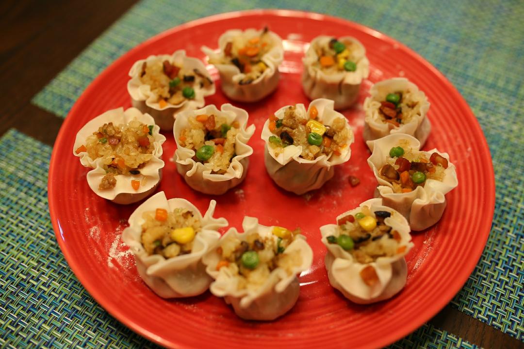 饺子皮咸蛋黄烧麦