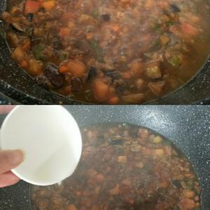 西红柿茄子肉丁打卤面的做法 步骤6