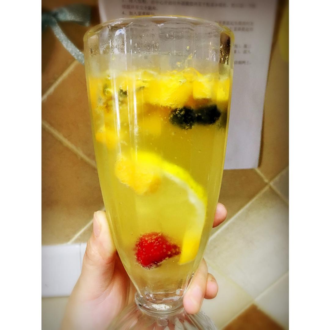蜂蜜百香果饮