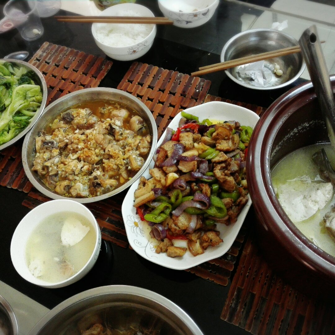 农家小炒肉【记忆中勾魂的油汤】