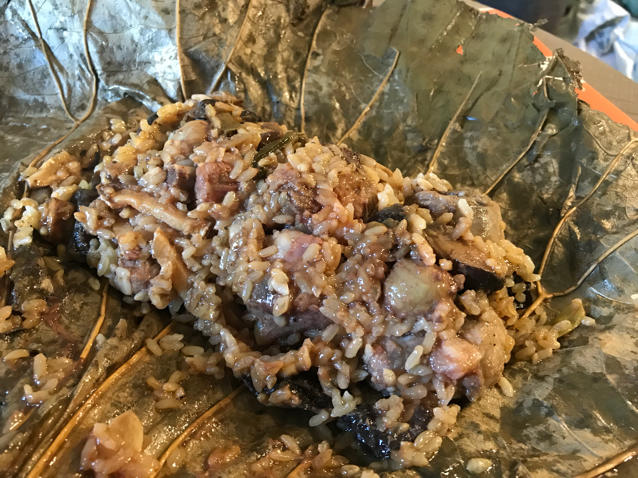 荷叶糯米蒸排骨