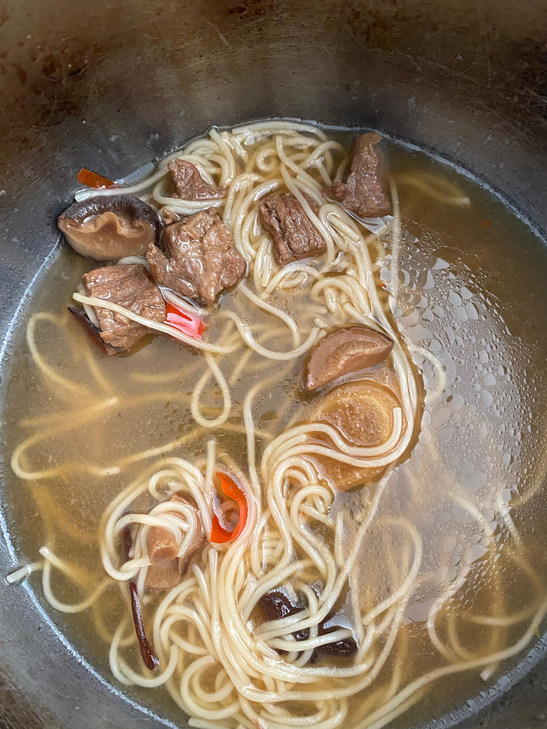 曼食慢语丨红烧牛肉面