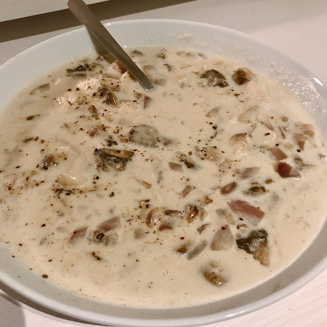 鸡茸奶油蘑菇汤