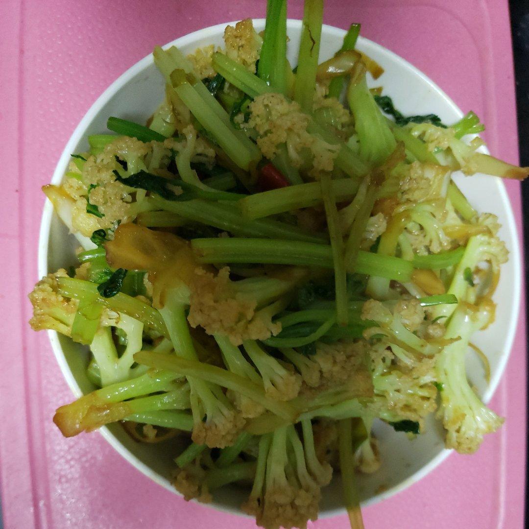 和饭店一个味道的干锅花菜