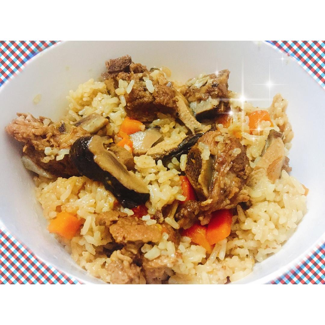 喷香排骨焖饭（爆好吃）