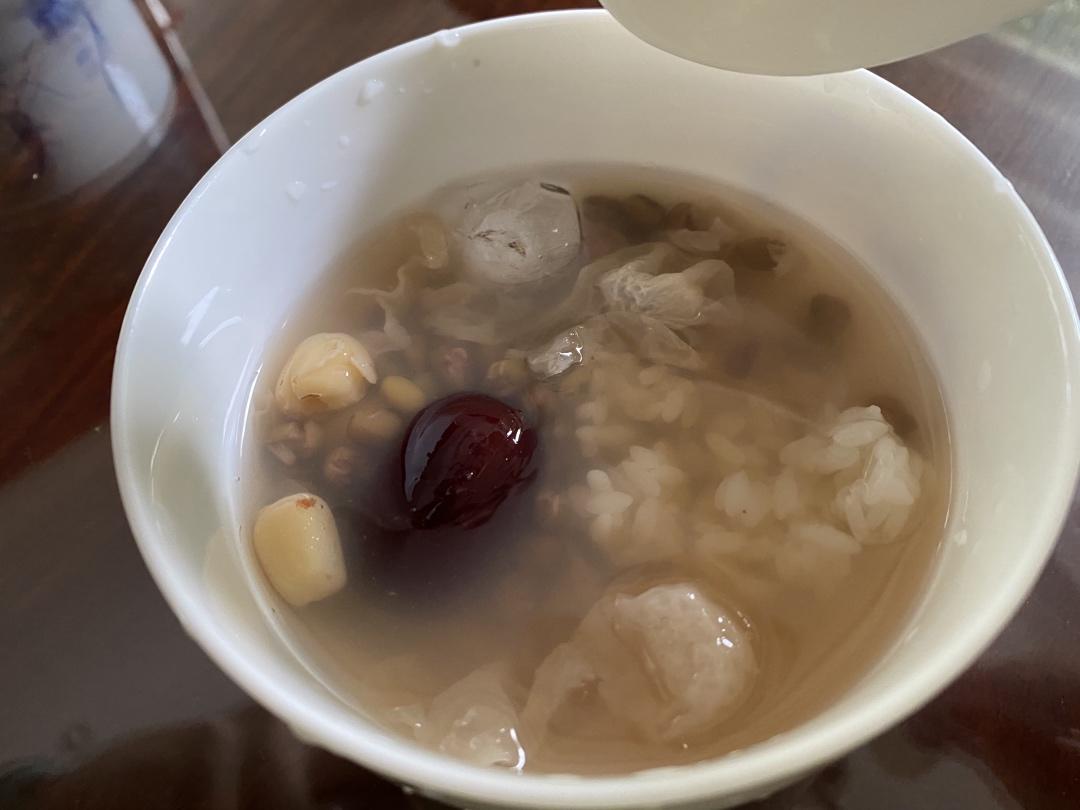 婆婆妈妈年代的绿豆八宝汤 方法2