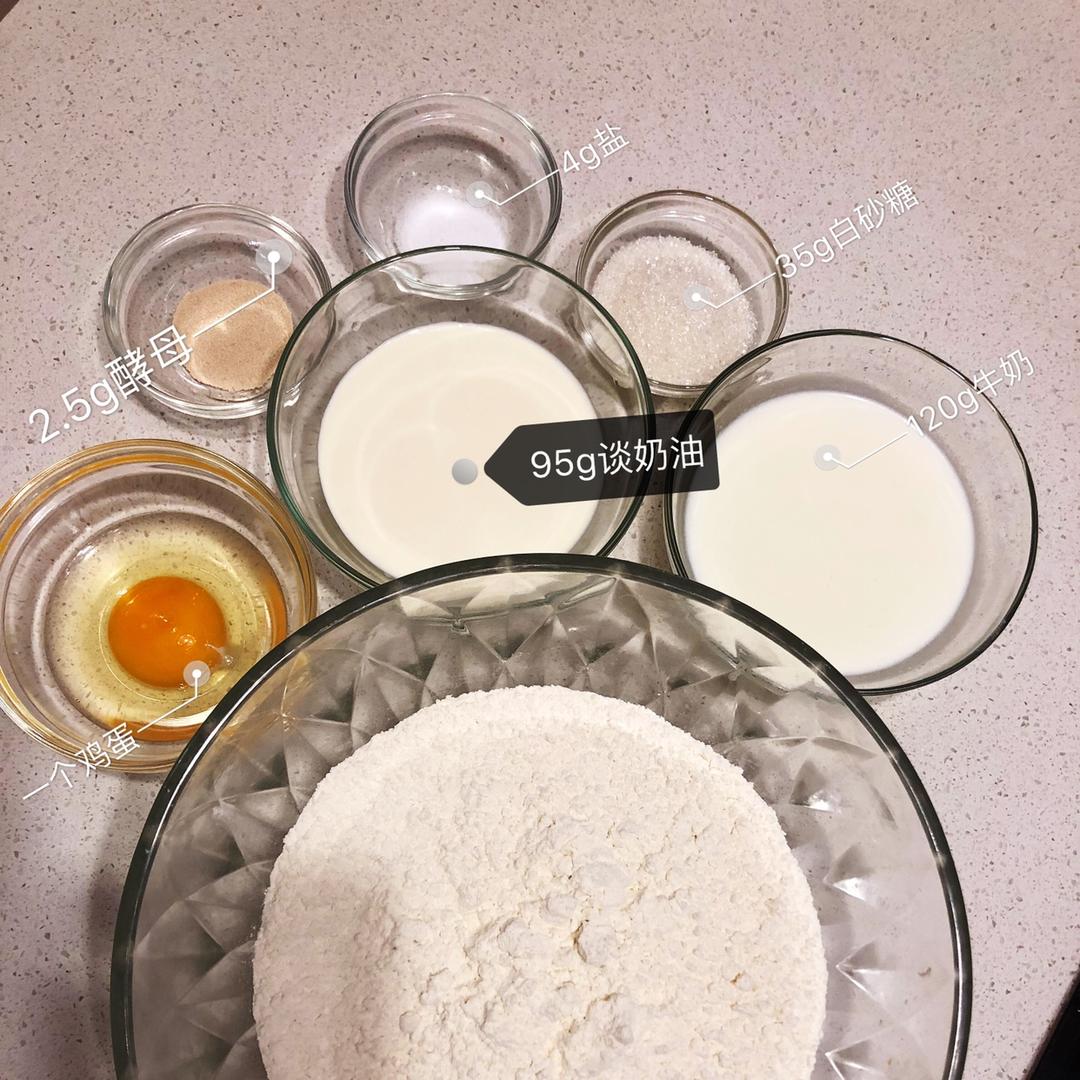 纯奶手撕吐司的做法 步骤1