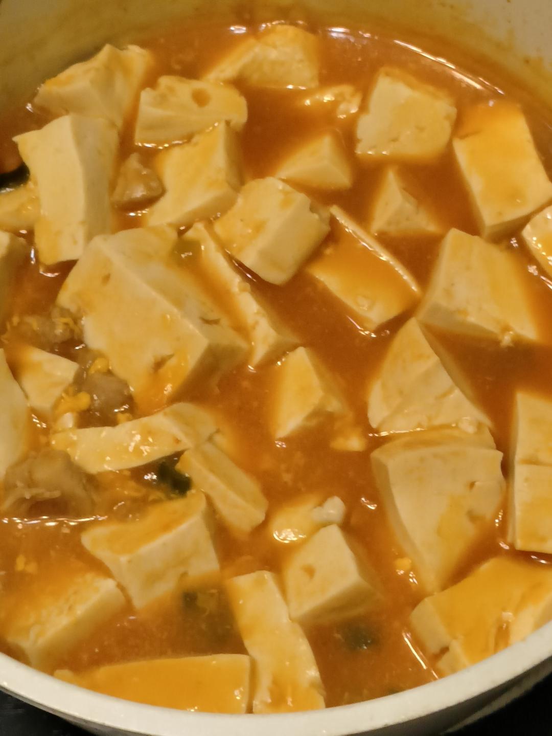 鸡胸肉豆腐煲，这样一锅吃完热乎乎