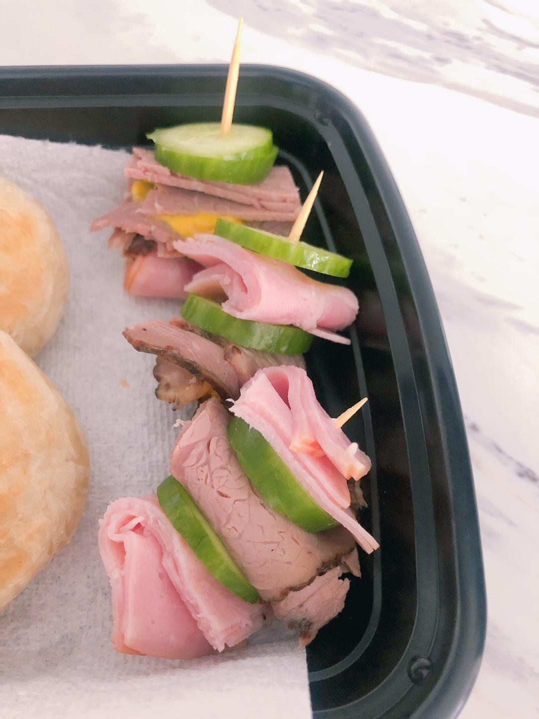 cold cut skewers冷拼串串 deli kebabs 火腿熏肉串
