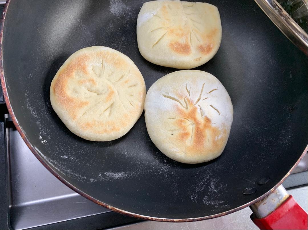 空心馍（肉夹馍）