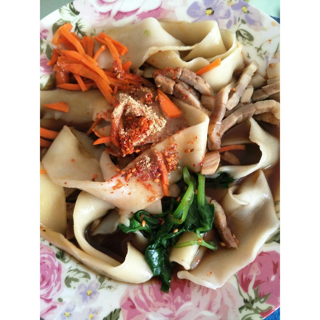陕西美食｜裤带面---又名BiangBiang面