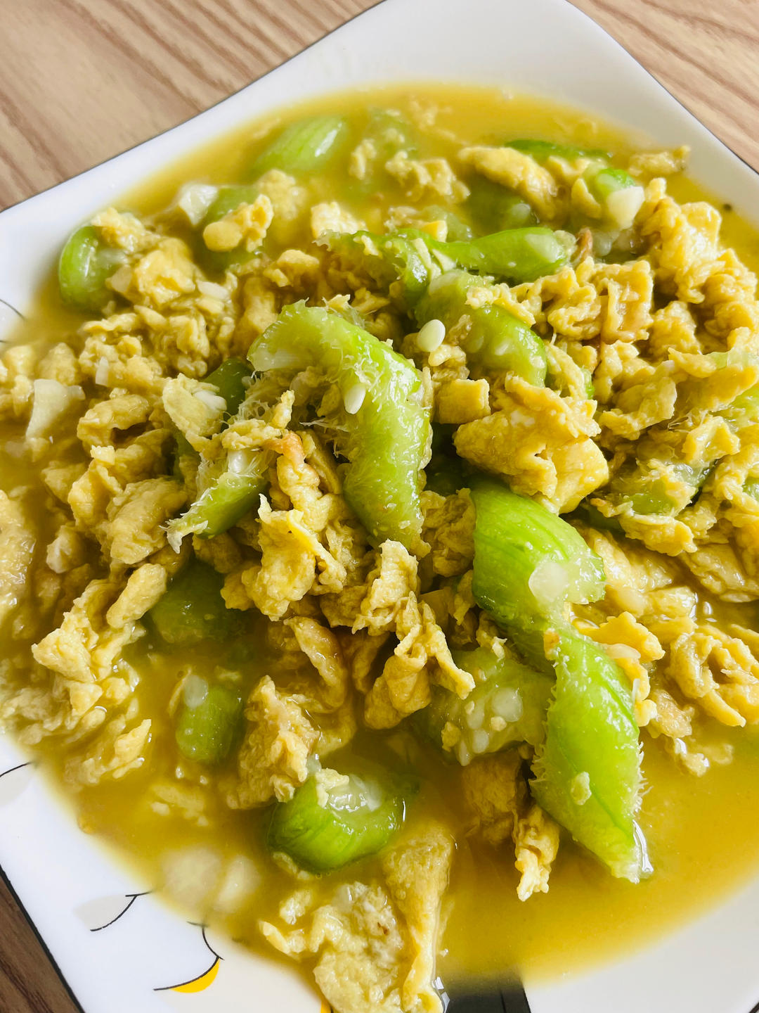 简单快手，五分钟搞定的丝瓜炒蛋