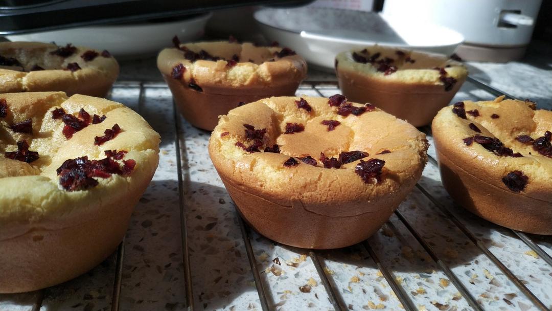 蔓越莓纸杯蛋糕