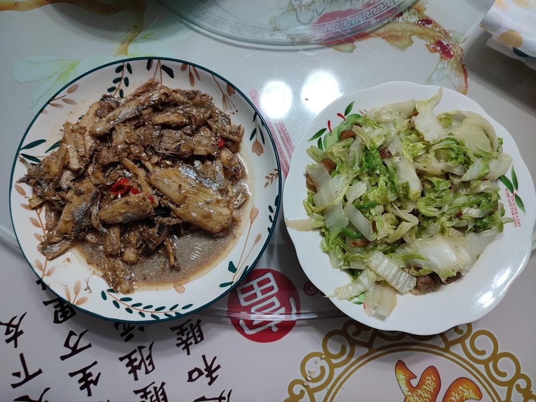 懒人版家常红烧带鱼，简单的调味，尽量不掩盖食材原始的味道