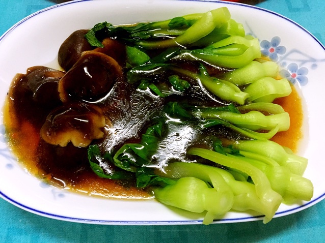 浇汁香菇油菜