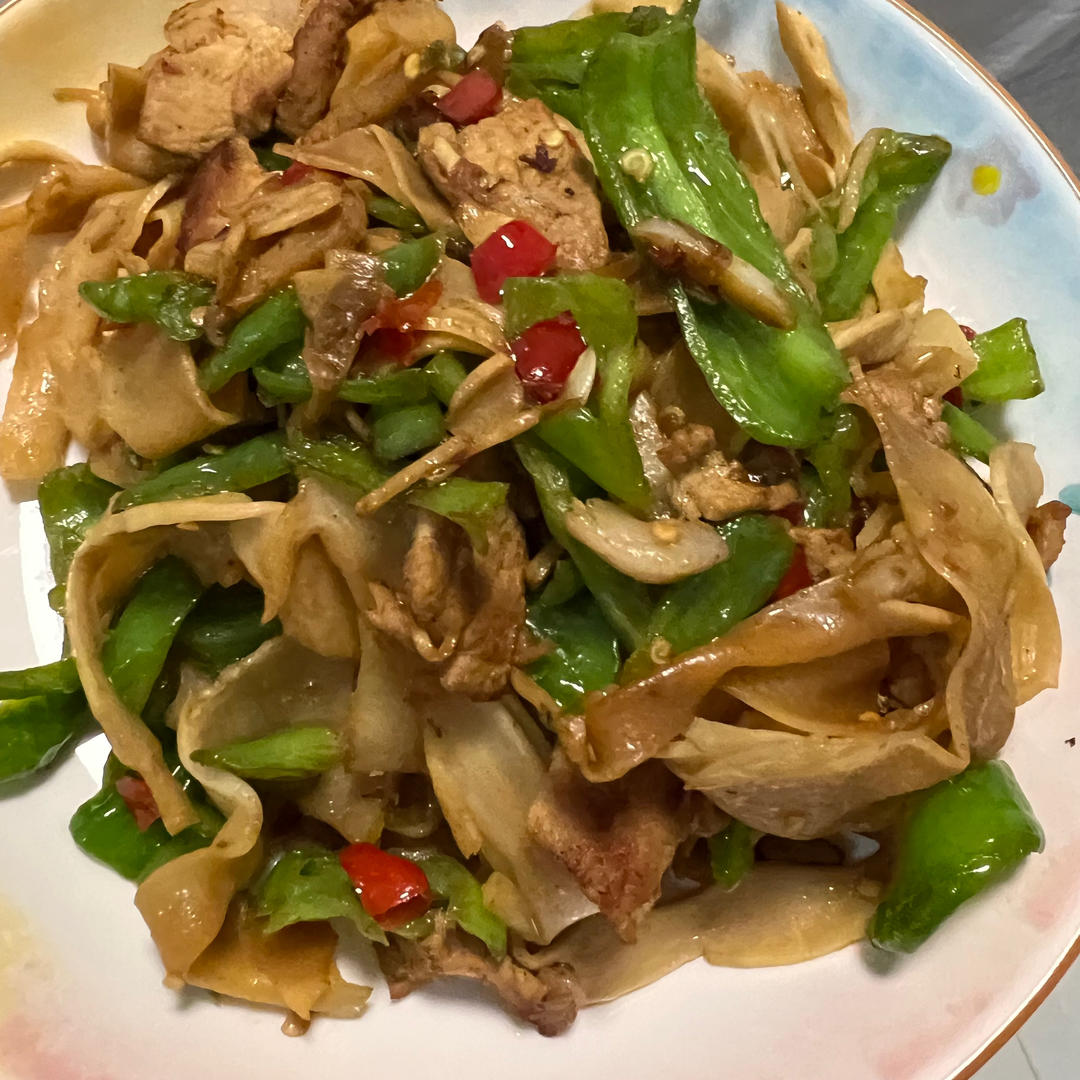 湖南名菜-糯米笋小炒肉