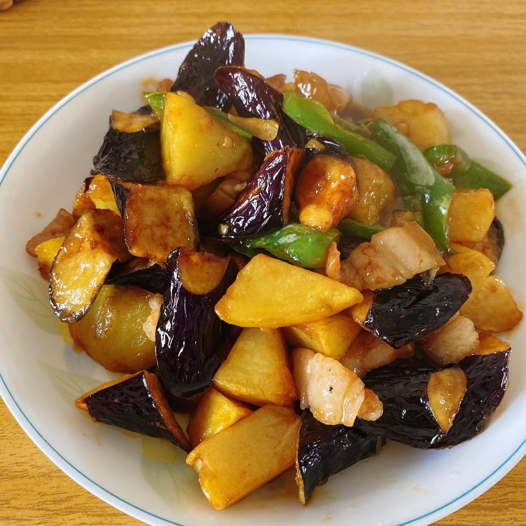 炒蔬菜大杂烩肉丸