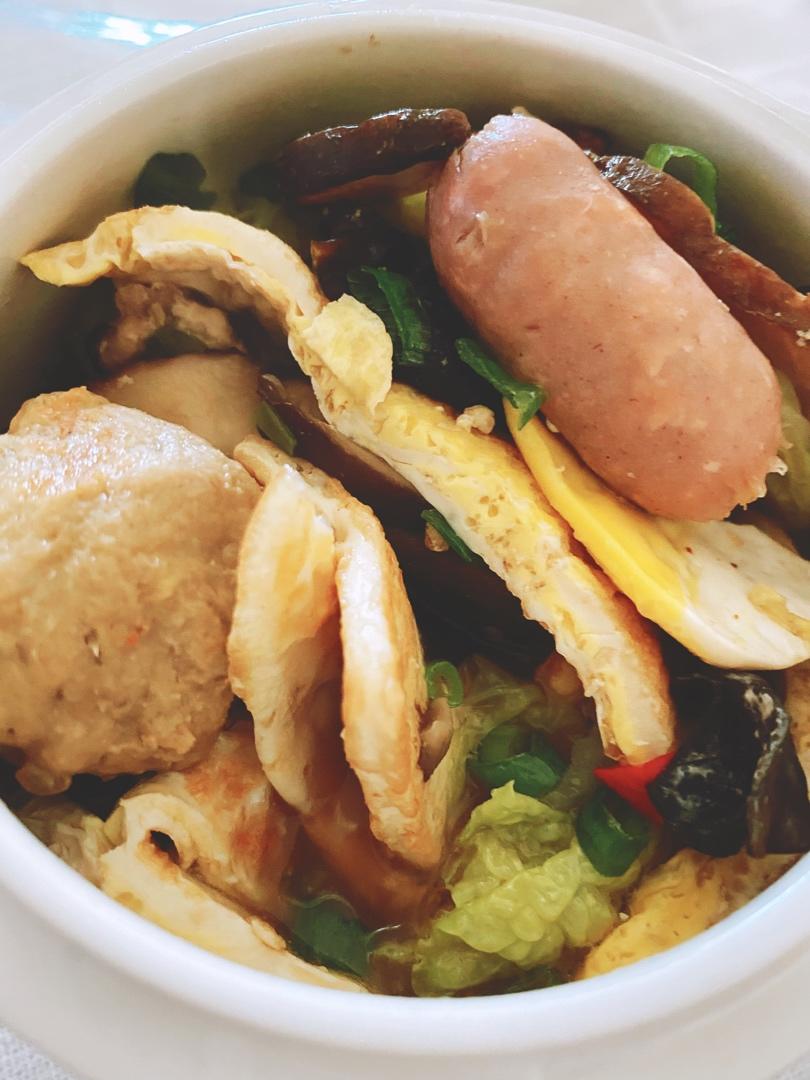鲜菇豆腐煲
