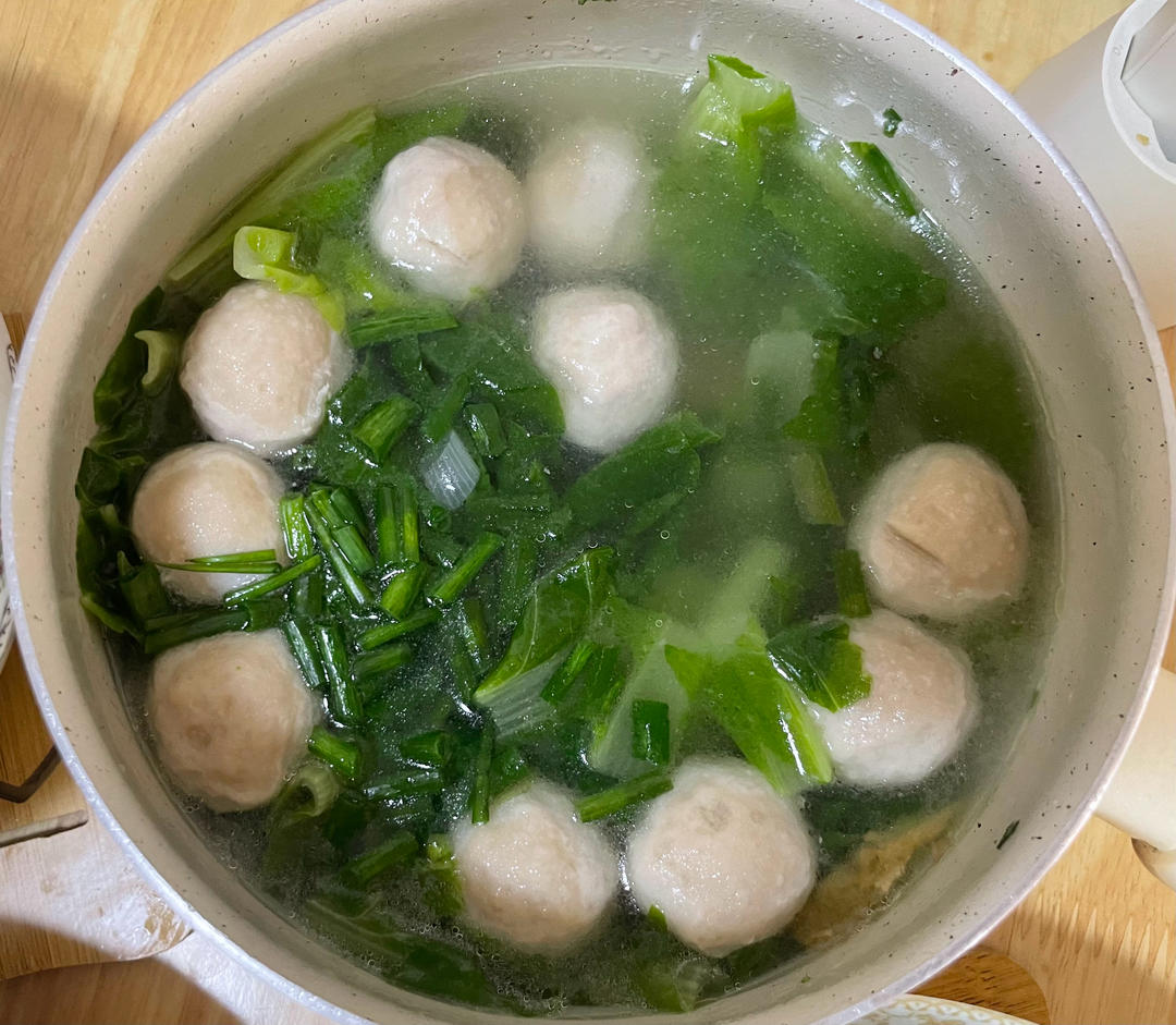 小白菜丸子汤